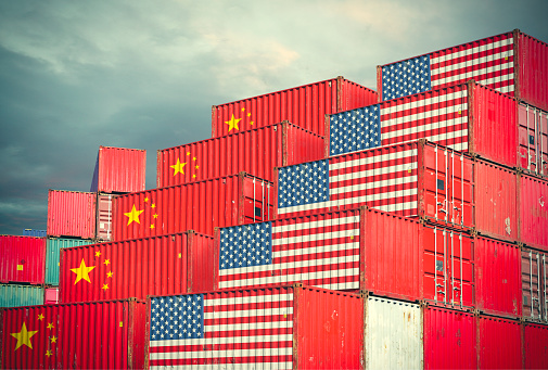 美国对一些被排除在外的商品恢复了25%的关税
