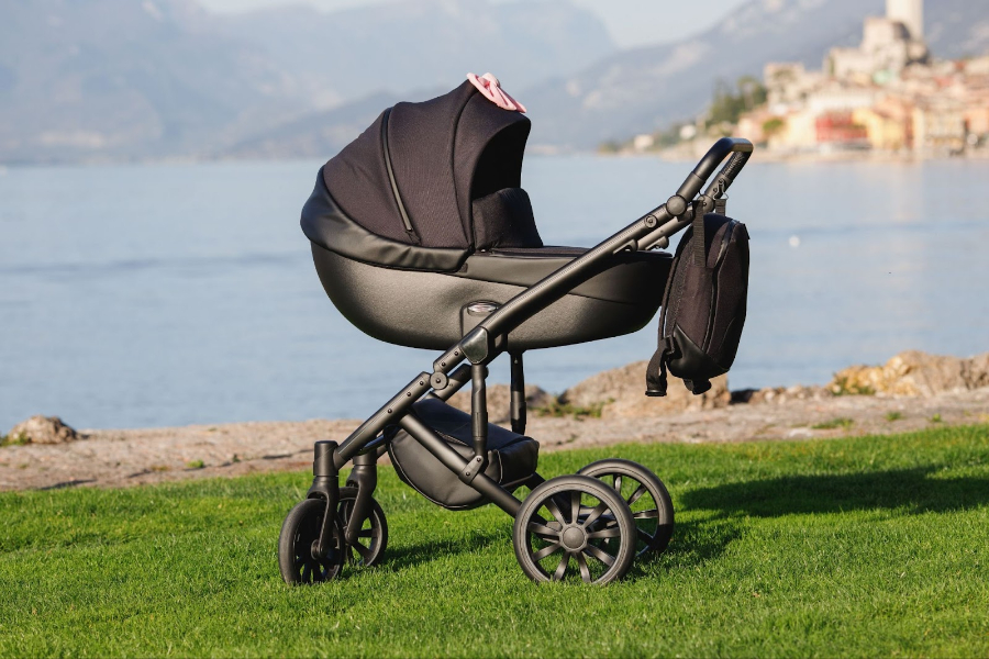 a black baby stroller